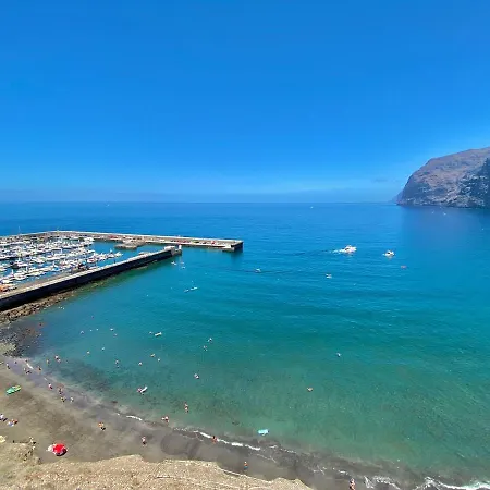 Luxury Beachfront Ocean View Акантиладо-де-Лос-Хигантес