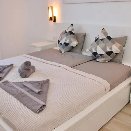 Апартаменты Luxury Beachfront Ocean View