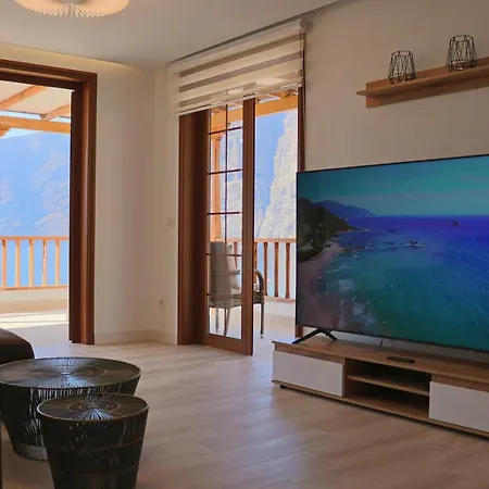 Luxury Beachfront Ocean View Акантиладо-де-Лос-Хигантес