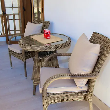 Luxury Beachfront Ocean View Апартаменты *