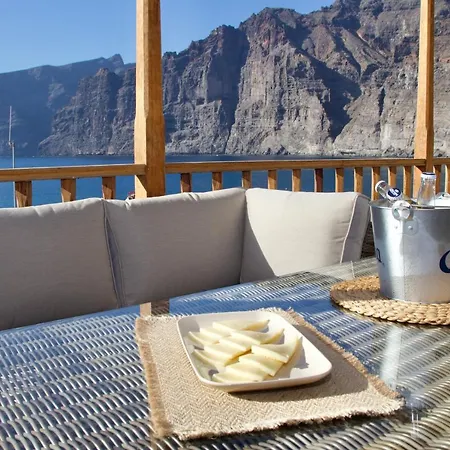 Апартаменты Luxury Beachfront Ocean View