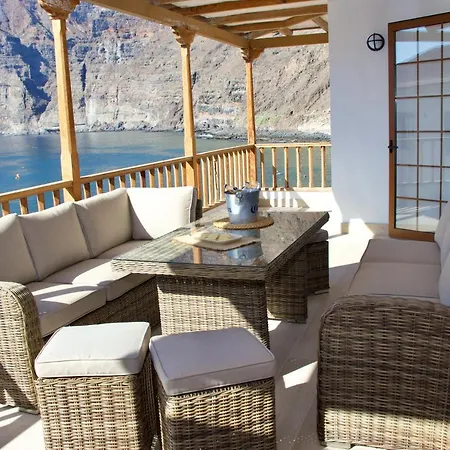 Luxury Beachfront Ocean View Апартаменты